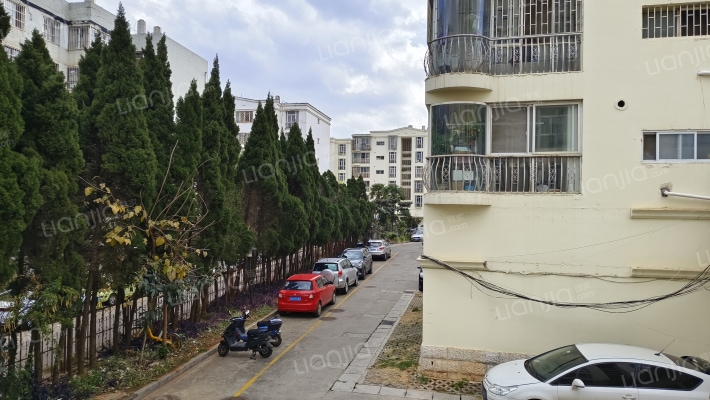 西房高新花园外景图