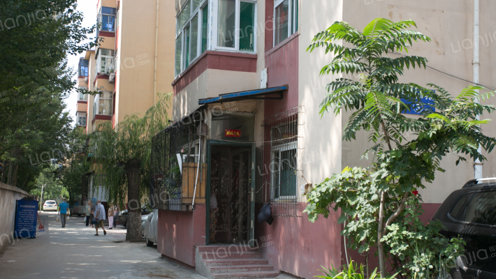 前进路10号院外景图