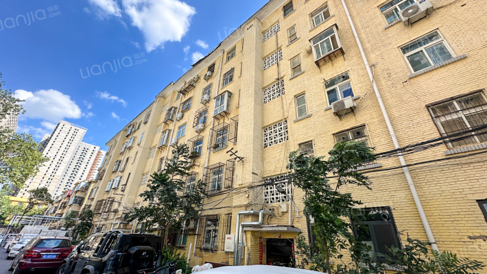 人民路153号院外景图