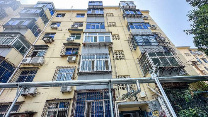 向阳胡同17号院市政公司家属院外景图