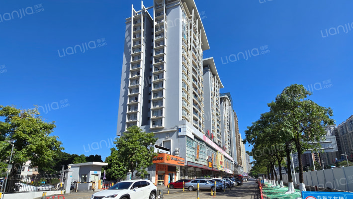 鸿裕大厦外景图