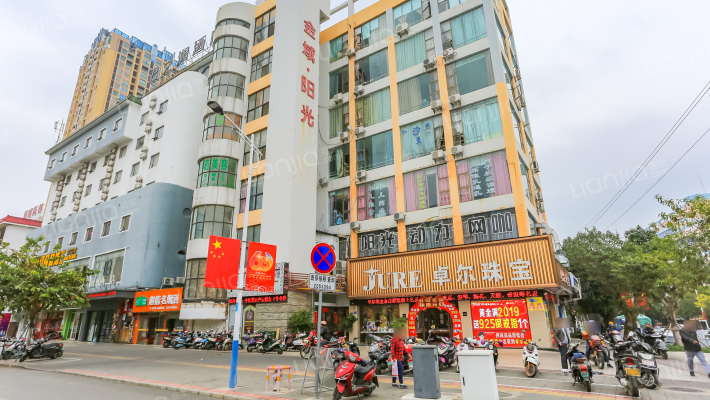 金域阳光外景图