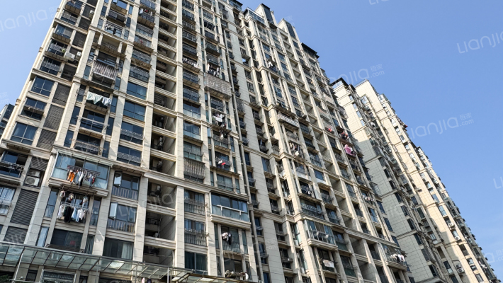 东都凤凰城外景图