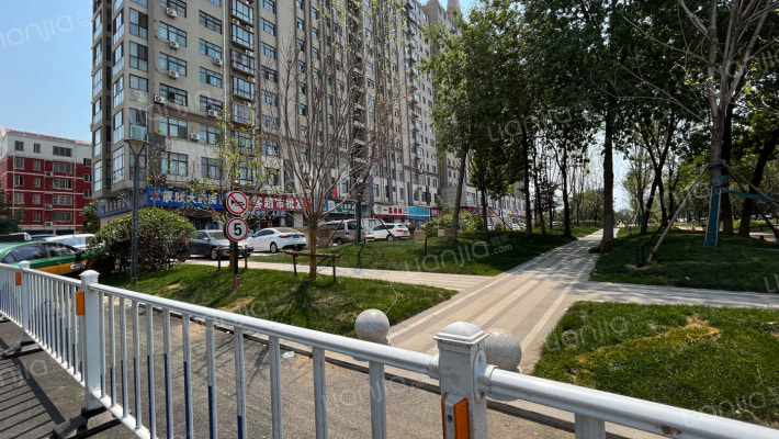 天玺小区外景图