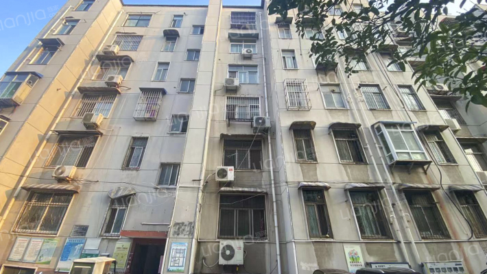 盈通工贸公司家属院外景图