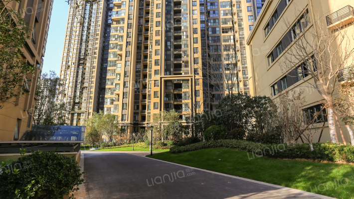 和昌澜景外景图