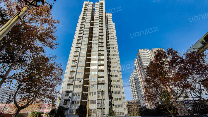 西材东苑小区外景图