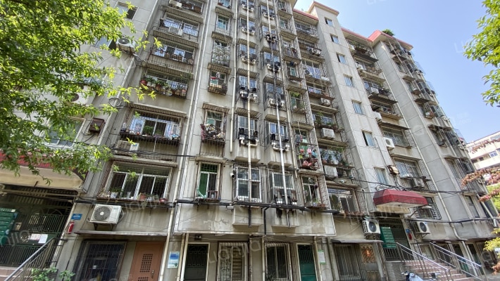 武珞路四巷182号外景图