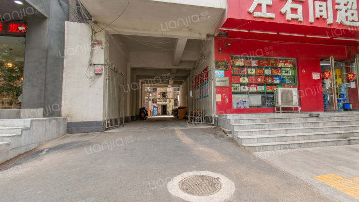 杜岭街158号院外景图