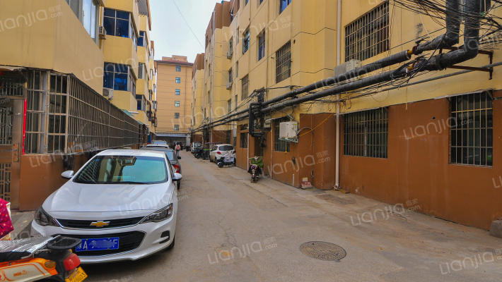 检察院家属院外景图