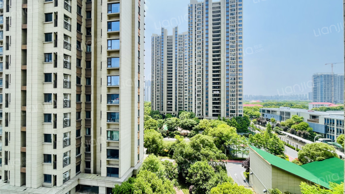 华府天地尊园外景图