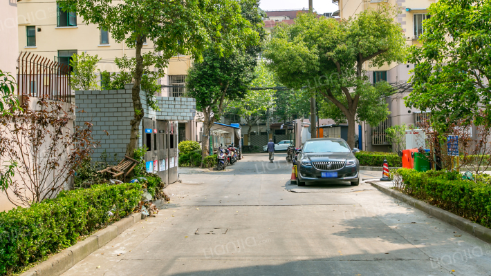凌兆新村(上浦路565弄)外景图