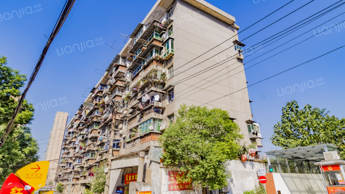 七里庙供电局宿舍外景图