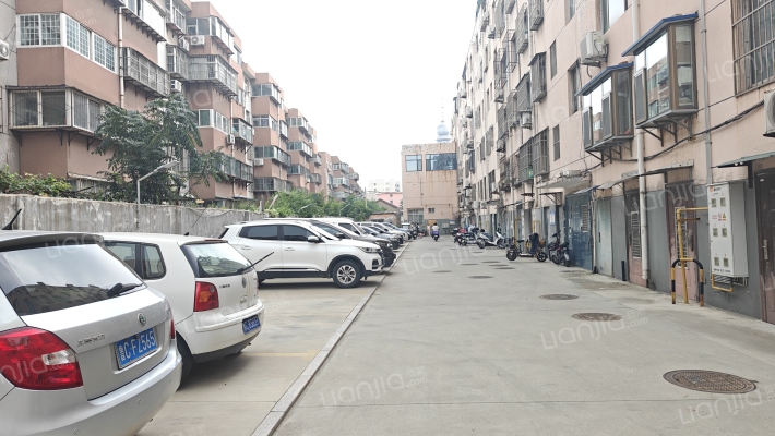 恒泰商城外景图