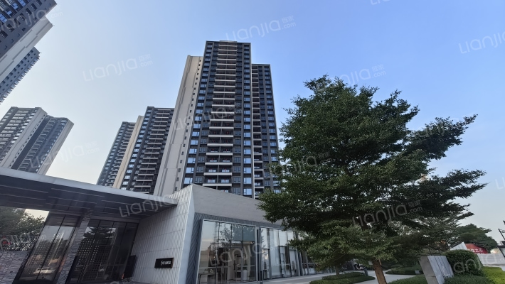 卓越蔚蓝星宸外景图