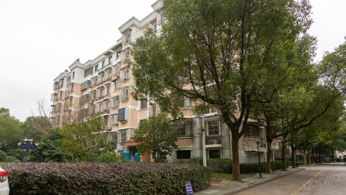 广济南苑外景图