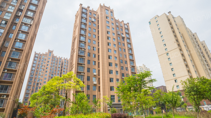 新吕翰林苑外景图