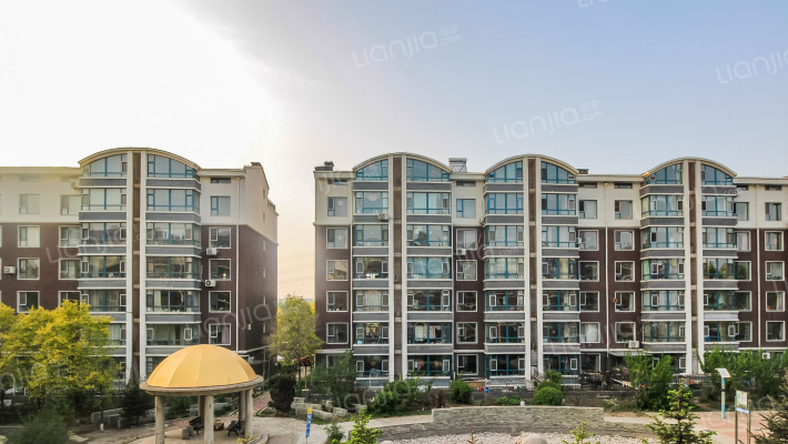 德意名典西区外景图