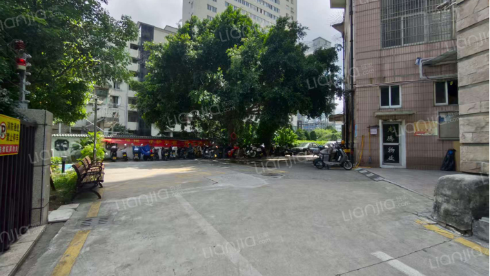 龙腾大厦外景图