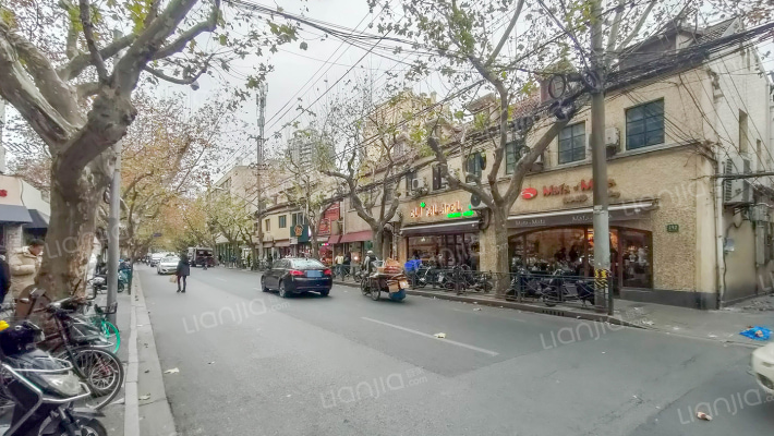 乌鲁木齐中路243号外景图