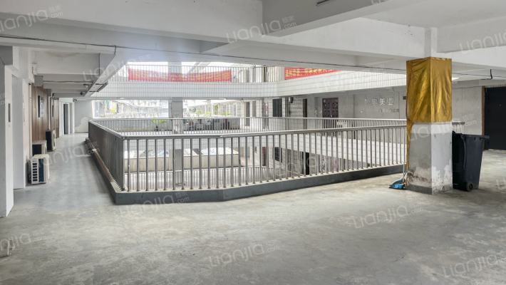 浙南农贸市场外景图