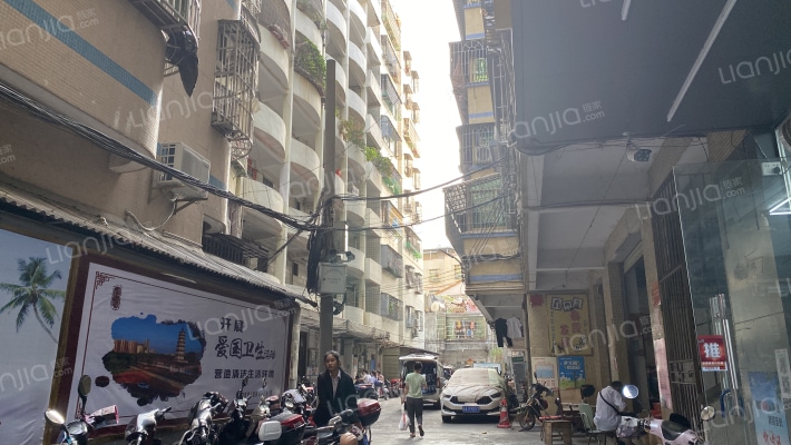 福利厂宿舍外景图