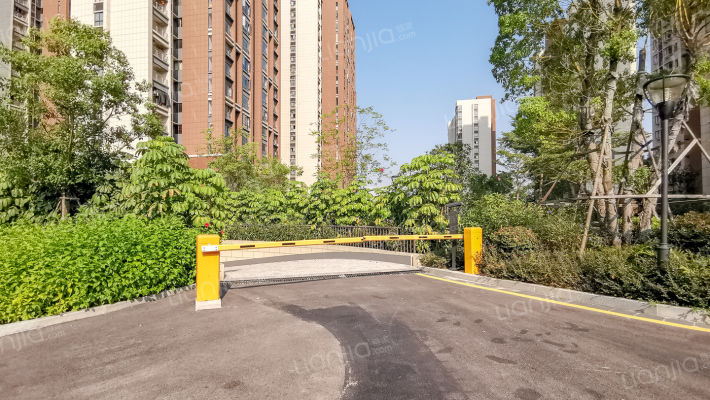 盖山新苑外景图