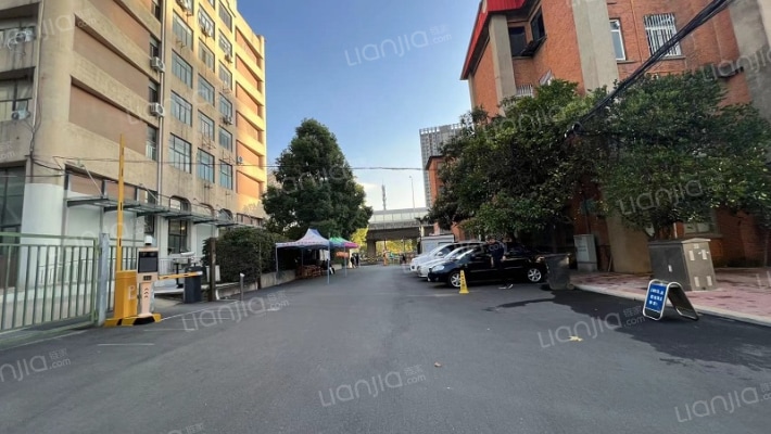 合肥通用机械研究院前生活区外景图