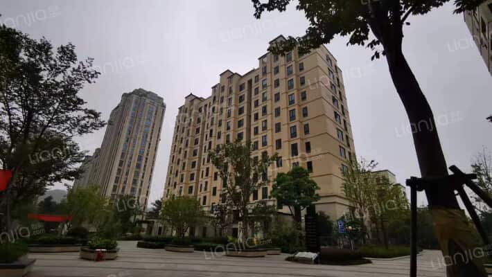 东日晴好外景图