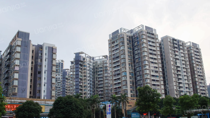 信义锦绣花园外景图