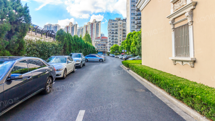 上海燕寧苑房價怎麼樣燕寧苑房源戶型圖小區車位交通地址詳情分析