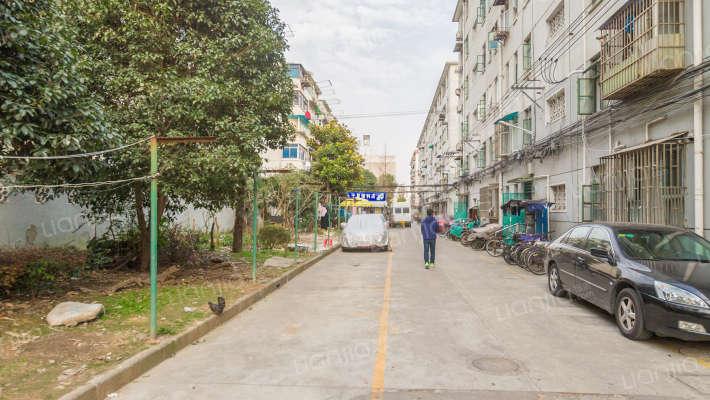 黑山小区外景图