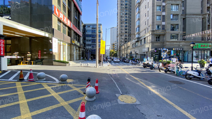 伊顿8号公馆外景图