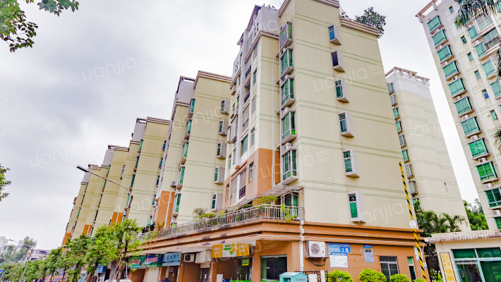 忠信玫瑰园外景图