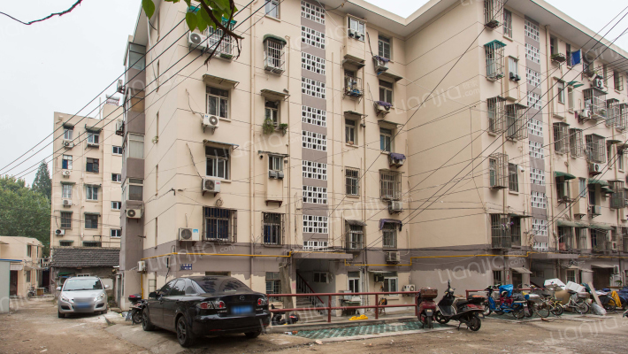 凤凰西街外景图