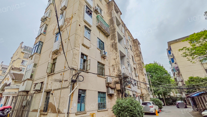 电机厂宿舍外景图