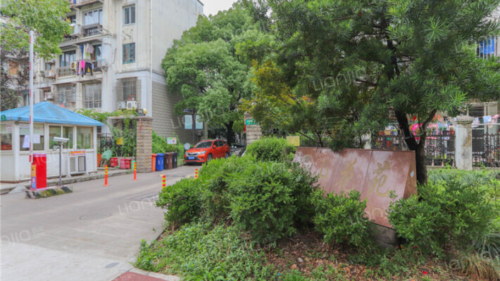 罗山花苑外景图