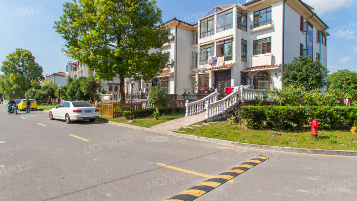 娜欧佳苑外景图