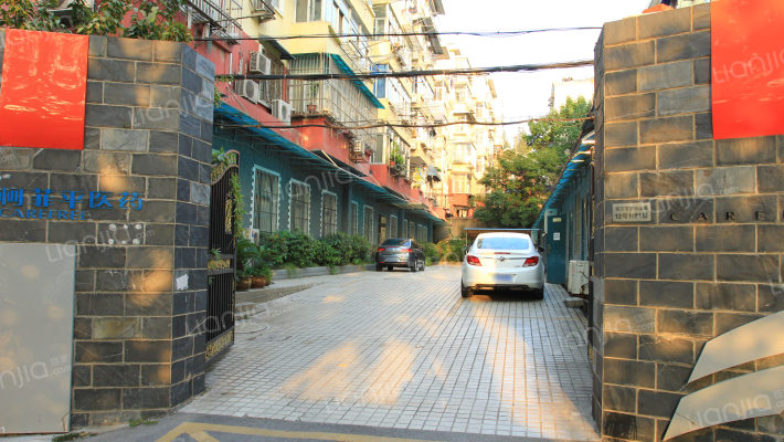 南京前半山园房价怎么样前半山园房源户型图小区车位交通地址详情分析