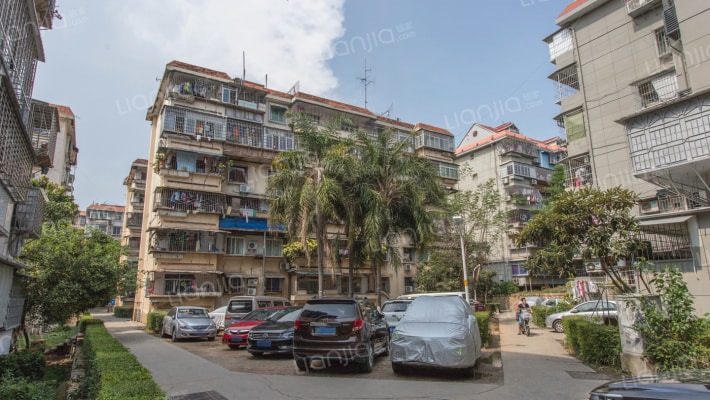 观远里思明外景图