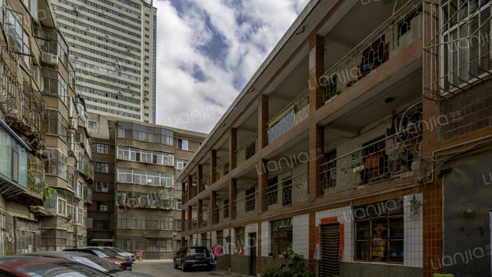 省政法学院家属院（贡元巷）外景图