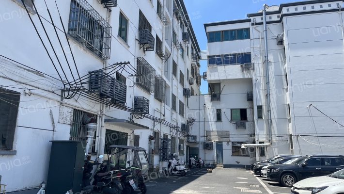 中山北路308号外景图