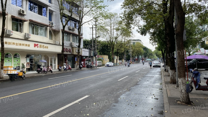 迎春路三段86号外景图