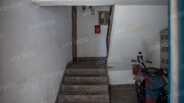 中铁三局滨河小区外景图