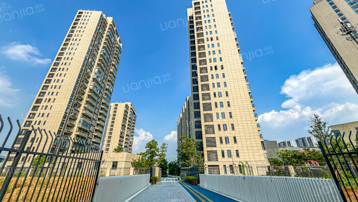 中南樾府外景图