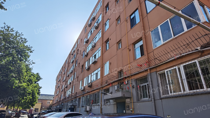 铝厂宿舍外景图