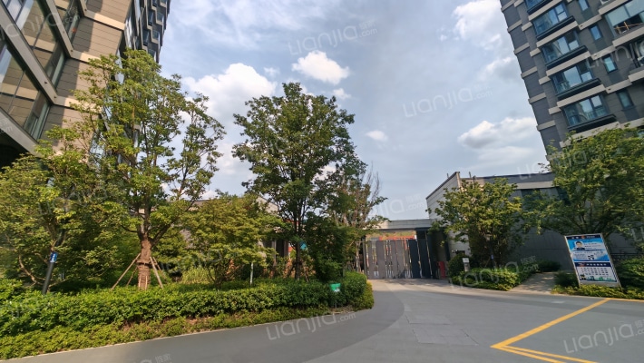 山河万象外景图