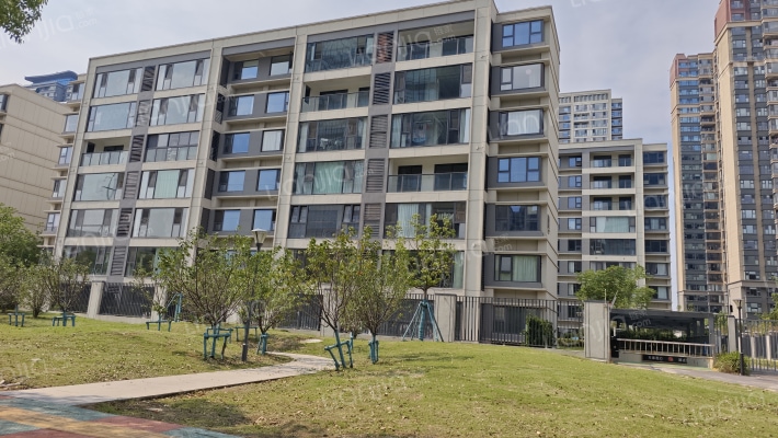 慧聚拾光外景图