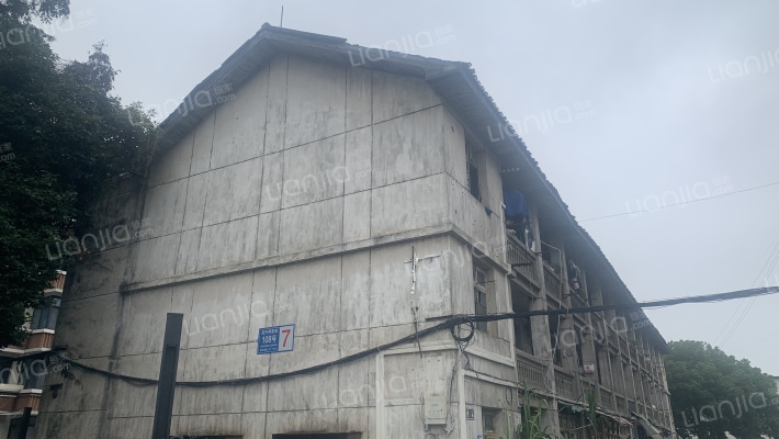 光大制药家属区外景图