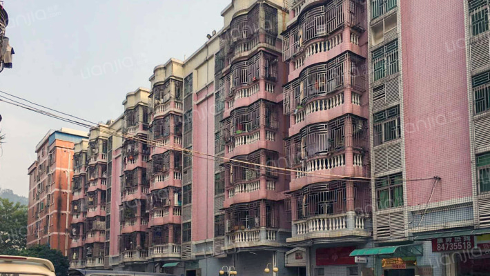 统建楼小区外景图